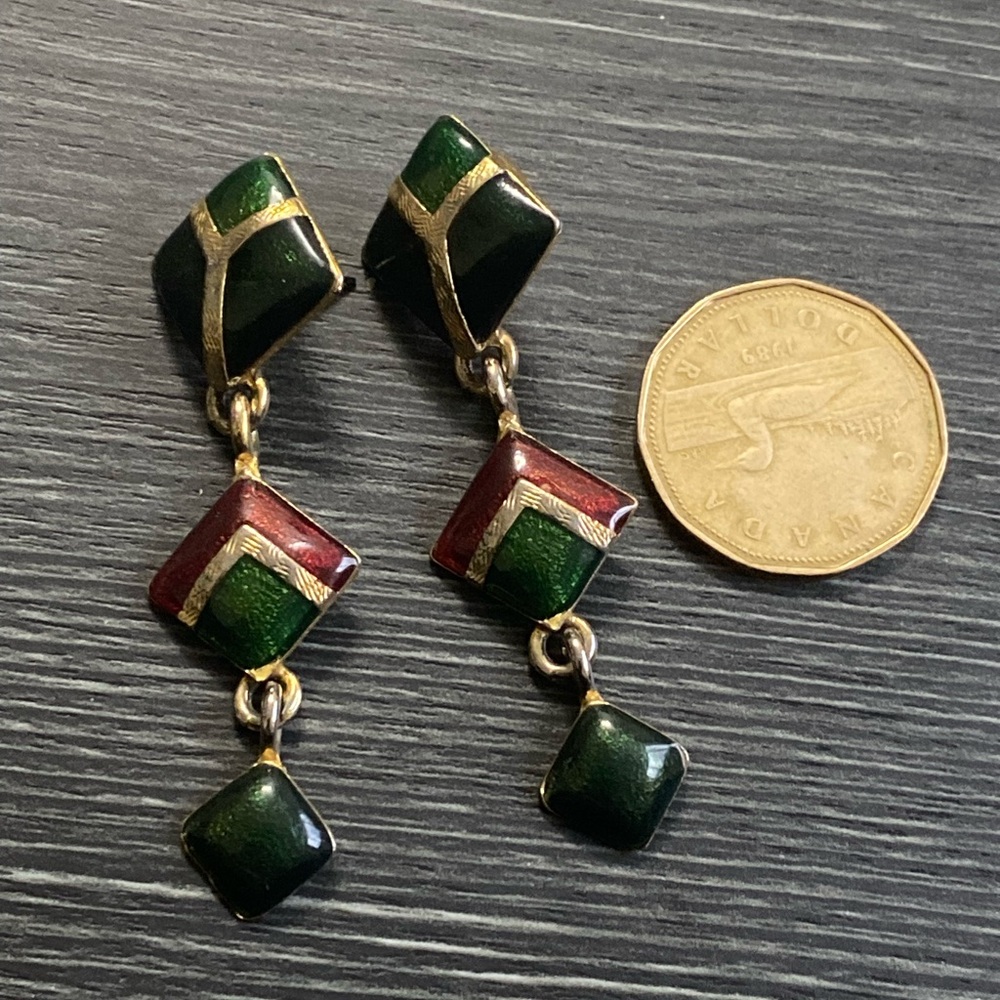 Elegant Green and Red Dangle vintage marked Earrings